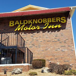 Baldknobbers Motor Inn